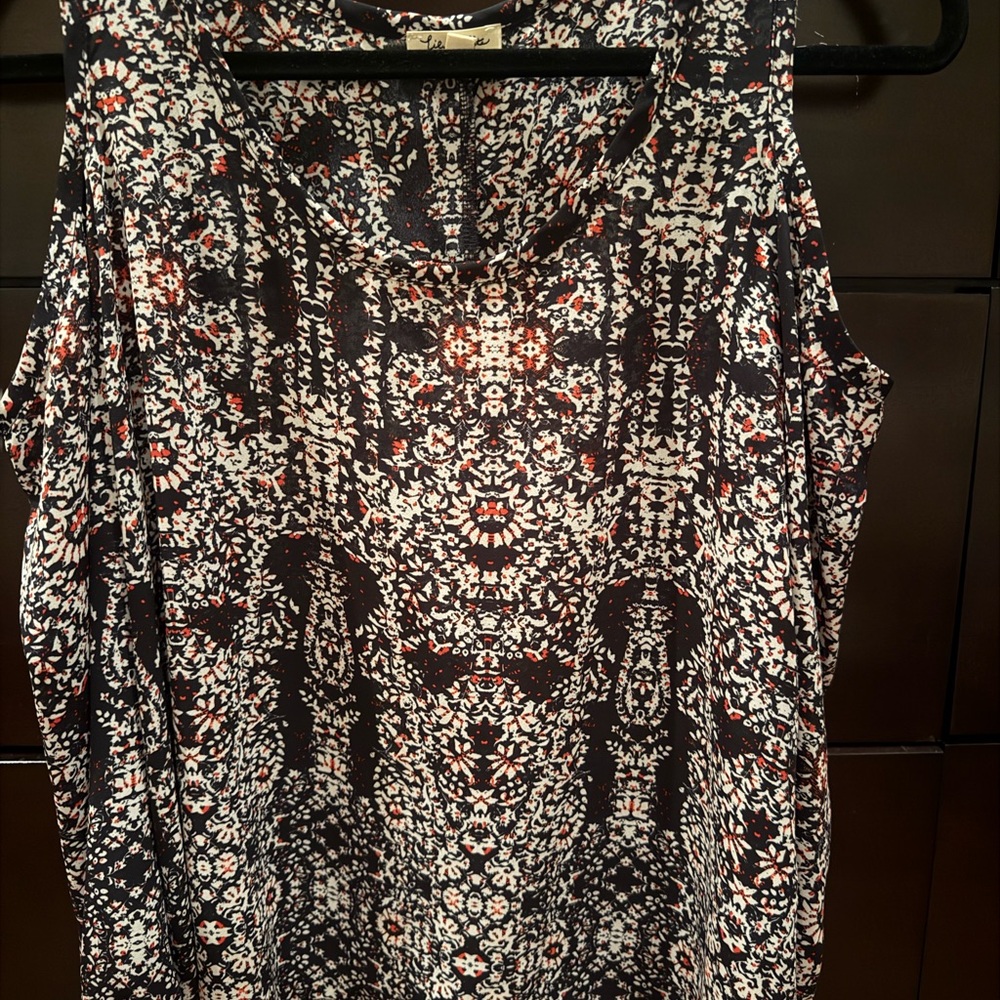 Lily White Black and Red Patterned Blouse